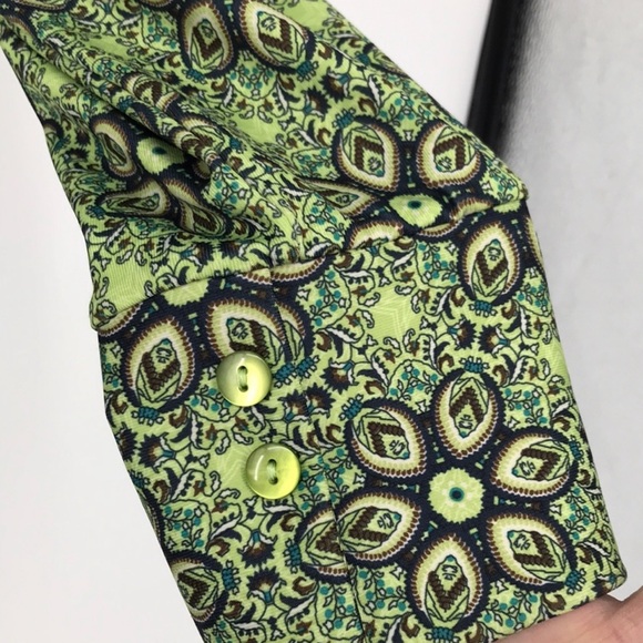 Susan Graver Liquid Knit Button Down Blouse Geo Print Sz L - Picture 2 of 3